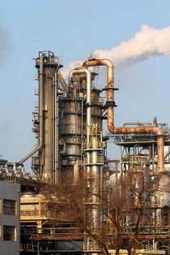 胡同深處 從傳統(tǒng)民居到化工產品的生產變遷與挑戰(zhàn)